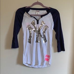 Victoria Secret Yankee’s 3/4 sleeve T!